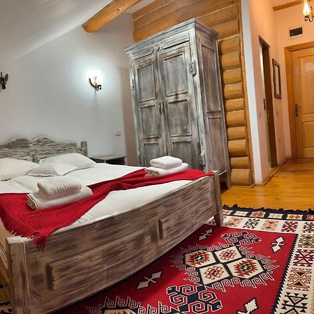 Domeniul Haiducilor Bucovina Suceava Exterior photo